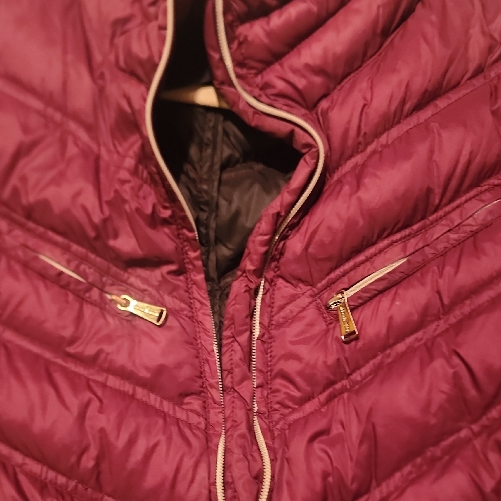 Michael Kors Women's Plum Puffer Jacket - Picture 6 of 12